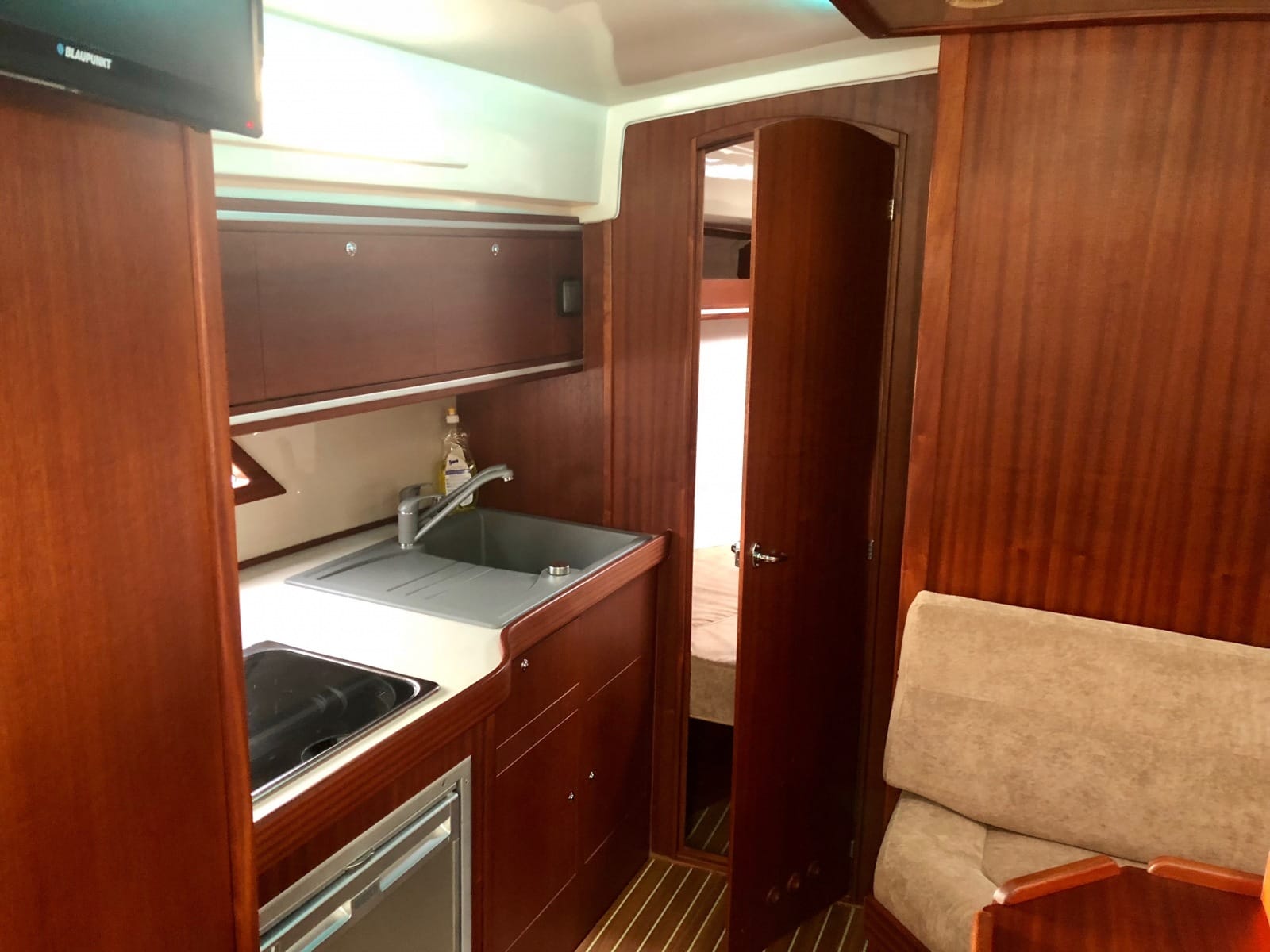 290023162_563890835206604_5450382920687884130_n