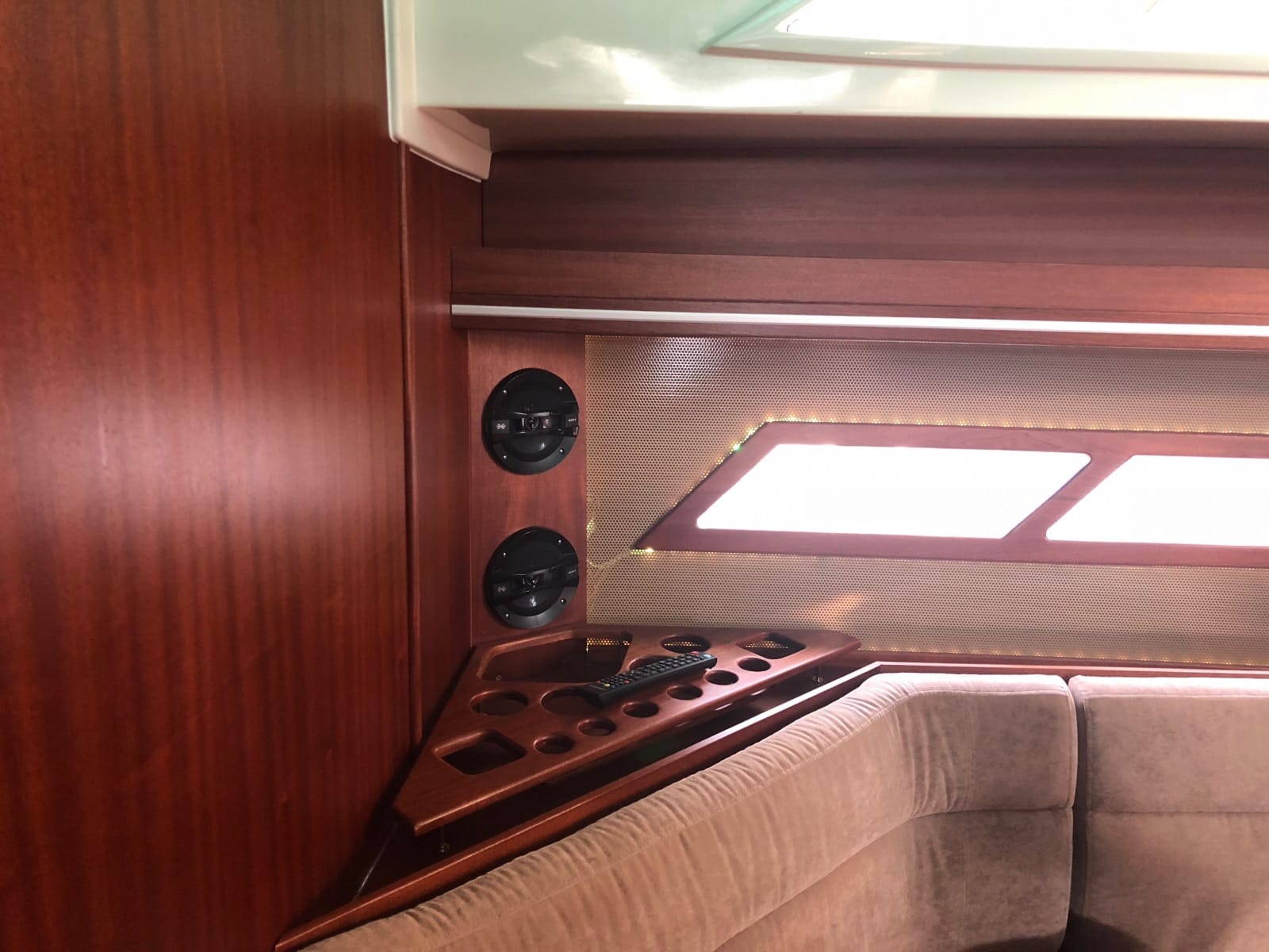 290350448_563891185206569_7780794408283263750_n